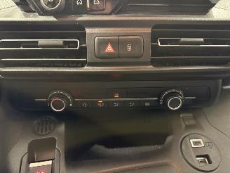 Peugeot Partner 50kWh L1 100kW Automaat picture 53