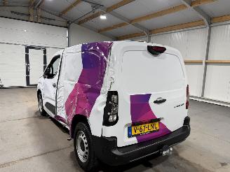 Peugeot Partner 50kWh L1 100kW Automaat picture 12