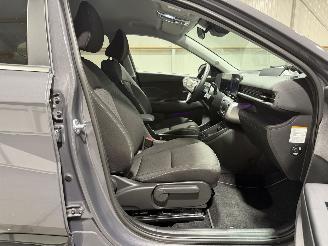 Hyundai Kona 65.4kWh 160kW Comfort Smart picture 38