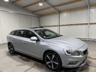 Volvo V-60 2.4D6 162kW Automaat Twin Engine R-Design picture 2