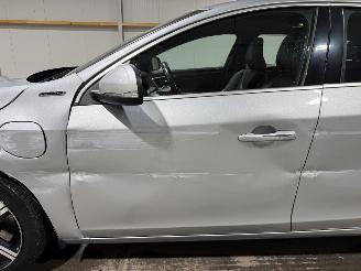 Volvo V-60 2.4D6 162kW Automaat Twin Engine R-Design picture 15
