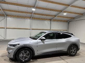 Ford Mustang Mach-e 75kWh 198kW RWD picture 9