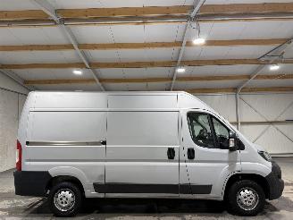 damaged commercial vehicles Peugeot Boxer 330 2.2BlueHDI 103kW L2H2 Premium 2021/6