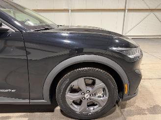 Ford Mustang 75kWh RWD 190kW picture 16