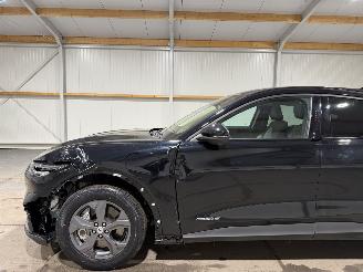 Ford Mustang 75kWh RWD 190kW picture 13