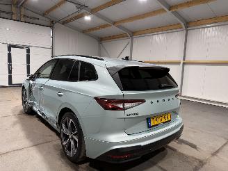 Skoda Enyaq iV 80x 195kW AWD Sportline 4x4 Pano picture 12