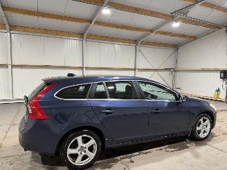 Volvo V-60 1.6 T3 110kW Airco Momentum picture 5