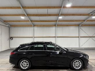 Schadeauto Mercedes Cla-klasse Shootingbrake 180 100kW Automaat Business Solution 2021/1