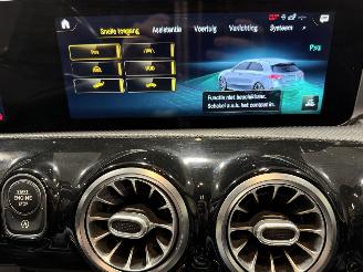 Mercedes A-klasse 35AMG 225kW Automaat 4Matic Pano Premium Plus picture 39