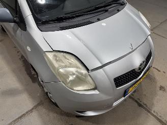 Toyota Yaris 1.0VVTi 51kW Airco Terra picture 19