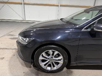 Volkswagen Passat 1.5TSI 110kW Automaat Pano Business picture 15