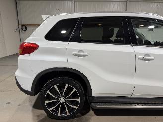 Suzuki Vitara 1.6 88kW Automaat High Executive Pano picture 18