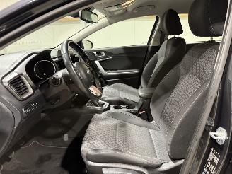 Kia Ceed 1.6CRDi 85kW Clima Camera Dynamicline picture 13