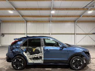 uszkodzony samochody osobowe Kia Niro EV 64.8kWh 150kW Schuifkantel DynamicPlusLine 2024/4