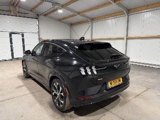 Ford Mustang Mach-e 75kWh AWD 198kW picture 12