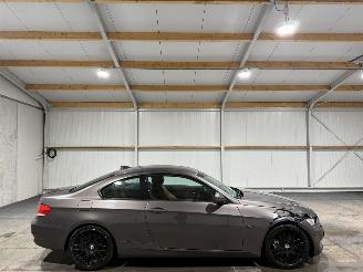Schadeauto BMW 3-serie 320i 125kW Airco Executive 2009/11