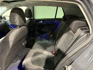 Volkswagen Golf 1.4TSI 110kW Automaat Highline Pano Business R picture 43