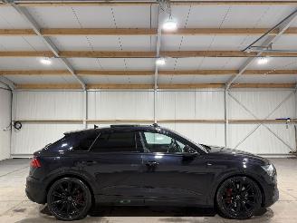 uszkodzony samochody osobowe Audi Q8 60 3.0TFSIe 250kW Quattro Competition Pano Luchtvering 2021/5