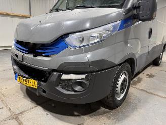 Iveco Daily 3.0CNG 100kW Airco H3 picture 24