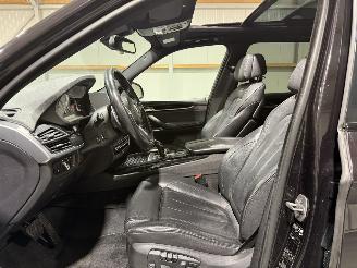 BMW X5 X-DRIVE50I 330kW Automaat Luchtvering Pano High Executive picture 13