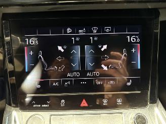 Audi E-tron 55 95kWh 300kW Quattro Advanced Luchtvering Pano picture 29
