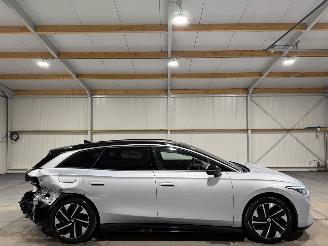 uszkodzony samochody osobowe Volkswagen ID.7 Tourer 77kWh 210kW Pro Business 360Camera 2024/11