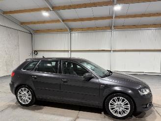 Audi A3 1.6TDI 77kW Ambition Pro Line S picture 2