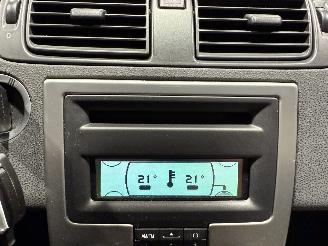 Volvo C-30 1.8 92kW Airco Stoelverwarming Summum picture 31