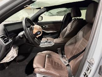 BMW 3-serie 318i 115kW Automaat Clima Camera Navi Touring picture 30