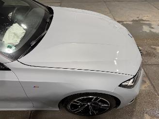 BMW 3-serie 318i 115kW Automaat Clima Camera Navi Touring picture 18