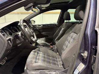 Volkswagen Golf GTE 1.4TSI 110kW Automaat Pano picture 13