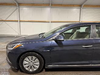 Hyundai Sonata HYBRID 115kW Automaat SE picture 17