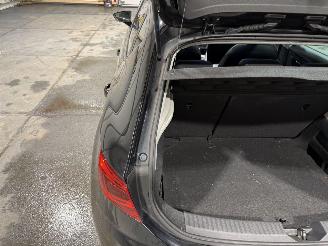 Seat Leon 1.6TDI 85kW Xcellence Business Intense Pano Leder picture 23