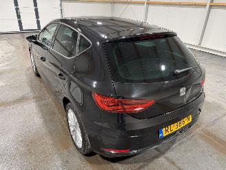 Seat Leon 1.6TDI 85kW Xcellence Business Intense Pano Leder picture 17