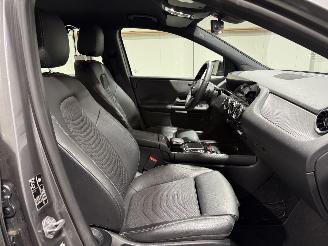 Mercedes B-klasse 180 100kW Automaat Business Solution picture 40