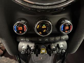 Mini Electric 33kWh 135kW Charged picture 26