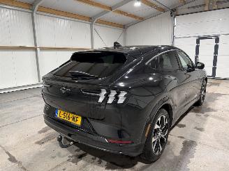 Ford Mustang 98kWh 248kW Extended AWD picture 6