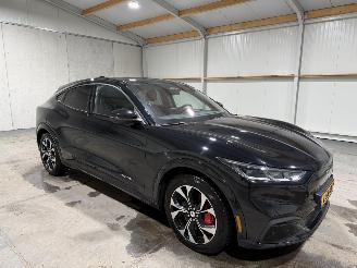 Ford Mustang 98kWh 248kW Extended AWD picture 2