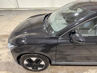 Volvo EX30 69kWh 200kW Single Motor Extended Range CORE picture 16