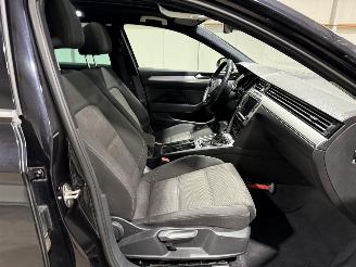 Volkswagen Passat 1.6TDI 88kW Automaat Pano Business Edition picture 41