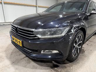 Volkswagen Passat 1.6TDI 88kW Automaat Pano Business Edition picture 24