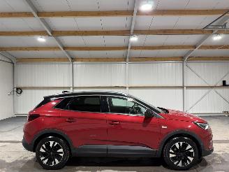 damaged passenger cars Opel Grandland X 1.2Turbo 96kW Automaat Ultimate 2022/1