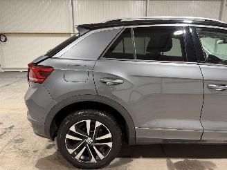 Volkswagen T-Roc 1.5TSI 110kW Automaat Sport Business picture 31