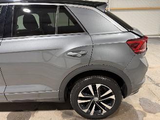 Volkswagen T-Roc 1.5TSI 110kW Automaat Sport Business picture 32