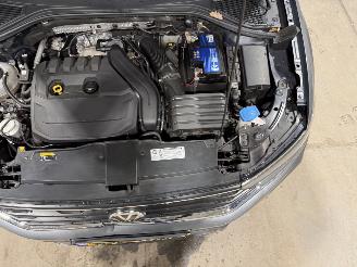 Volkswagen T-Roc 1.5TSI 110kW Automaat Sport Business picture 29