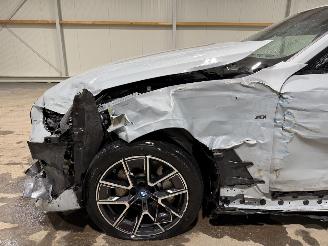 BMW i4 eDrive40 84kWh 250kW High Executive picture 17