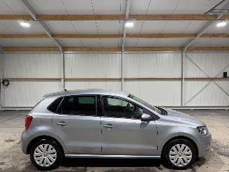 Vaurioauto  passenger cars Volkswagen Polo 1.2TSI 77kW Airco Navi Highline 2010/8