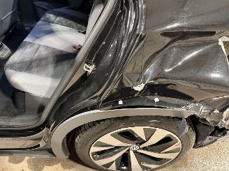 Volkswagen ID.4 77kWh 125kW Pro picture 27