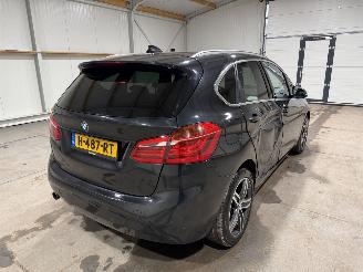 BMW 2-serie 218i 100kW Automaat Active Pano Tourer Executive picture 6