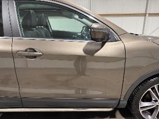 Nissan Qashqai 1.2 85kW Automaat Pano Tekna picture 16